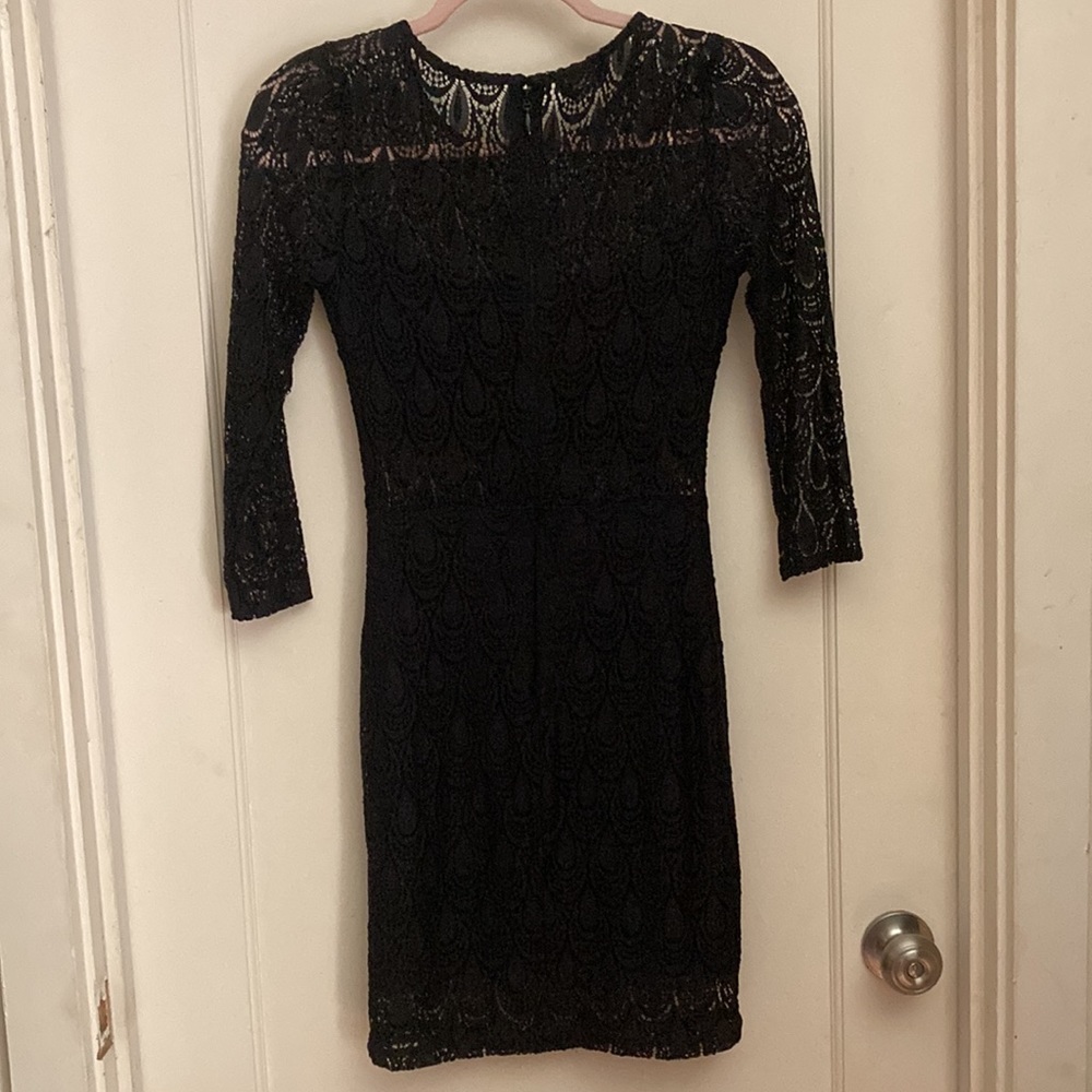 Size small Bebe black cocktail dress. Just above the knee length - Picture 4 of 5